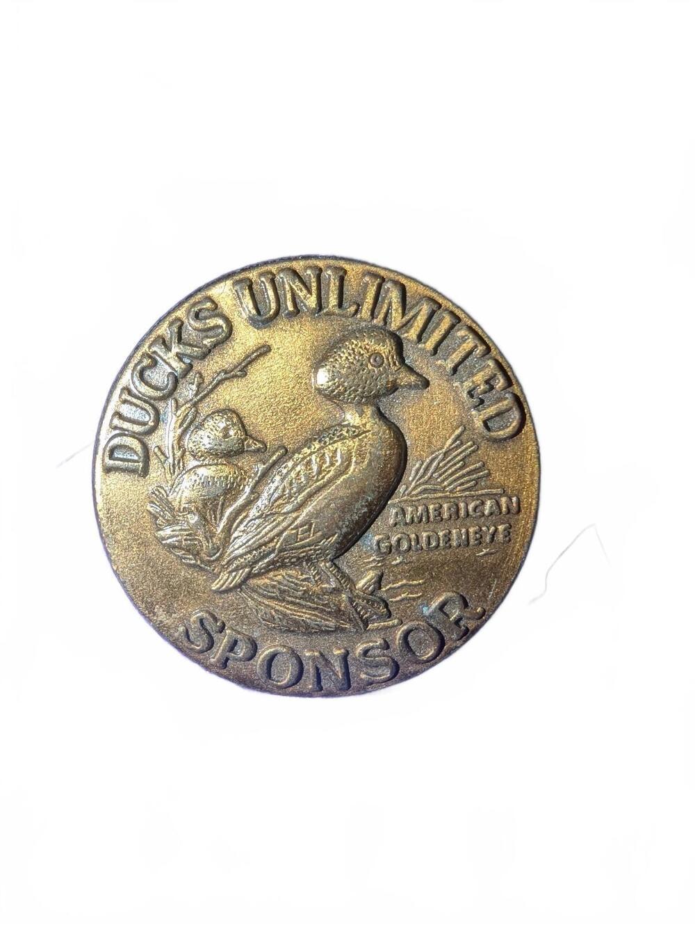Ducks Unlimited Sponsor American Goldieye Bronze Pin 1988